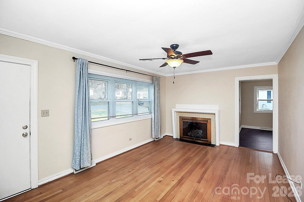 121 Marshdale Ave Sw - Photo 6 of 28