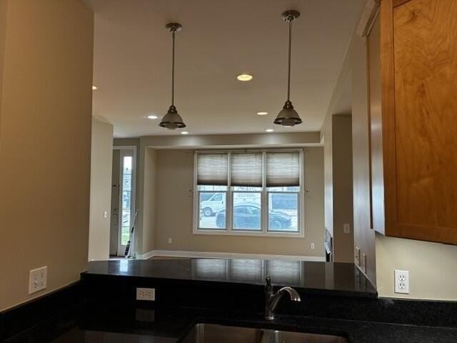260 Snyder Ave - Photo 6 of 30