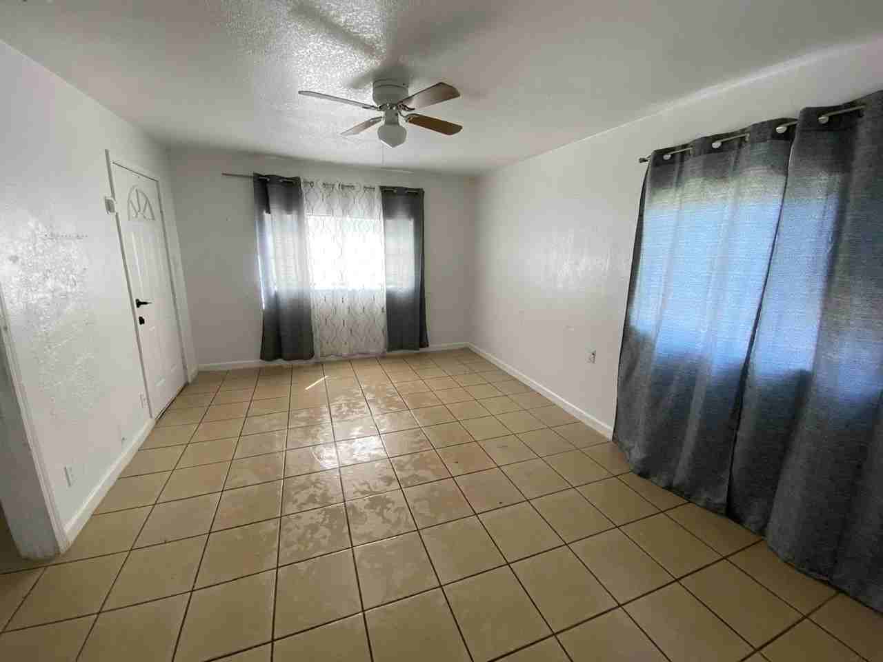 1031 Kenwood Ave #1031 - Photo 6 of 7
