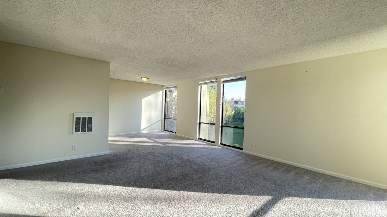 1081 Beach Park Blvd #1 - Photo 4 of 15