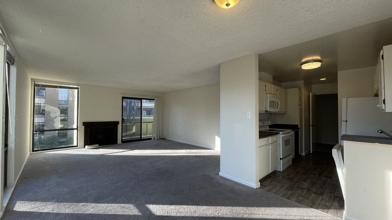 1081 Beach Park Blvd #1 - Photo 6 of 15