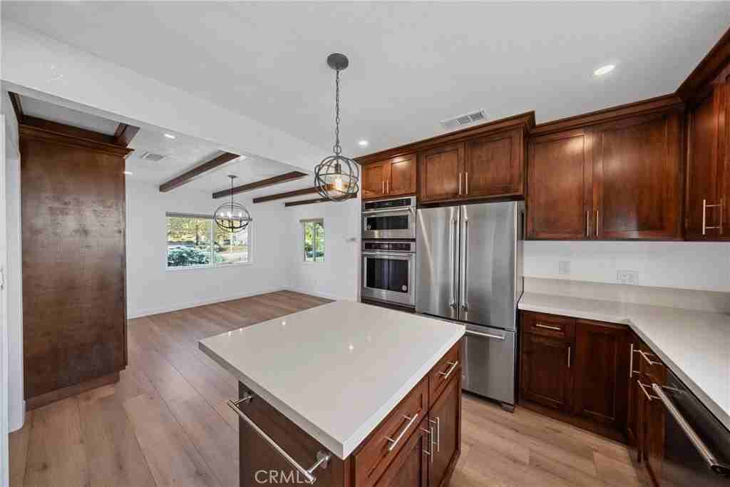 12646 10th St - Photo 3 of 50