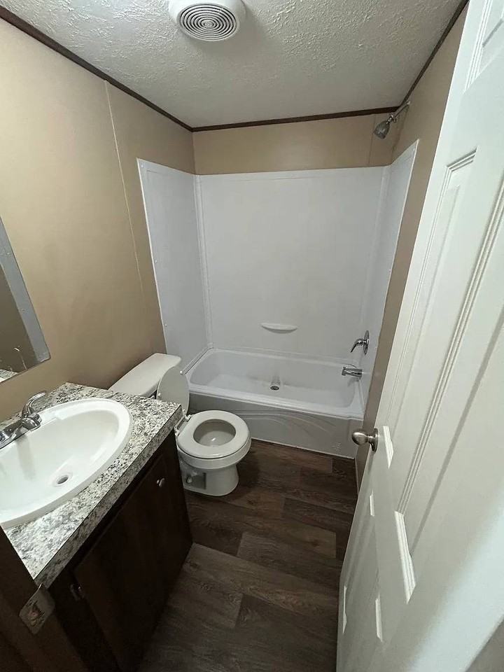 1521 Bunnys Dr - Photo 7 of 9