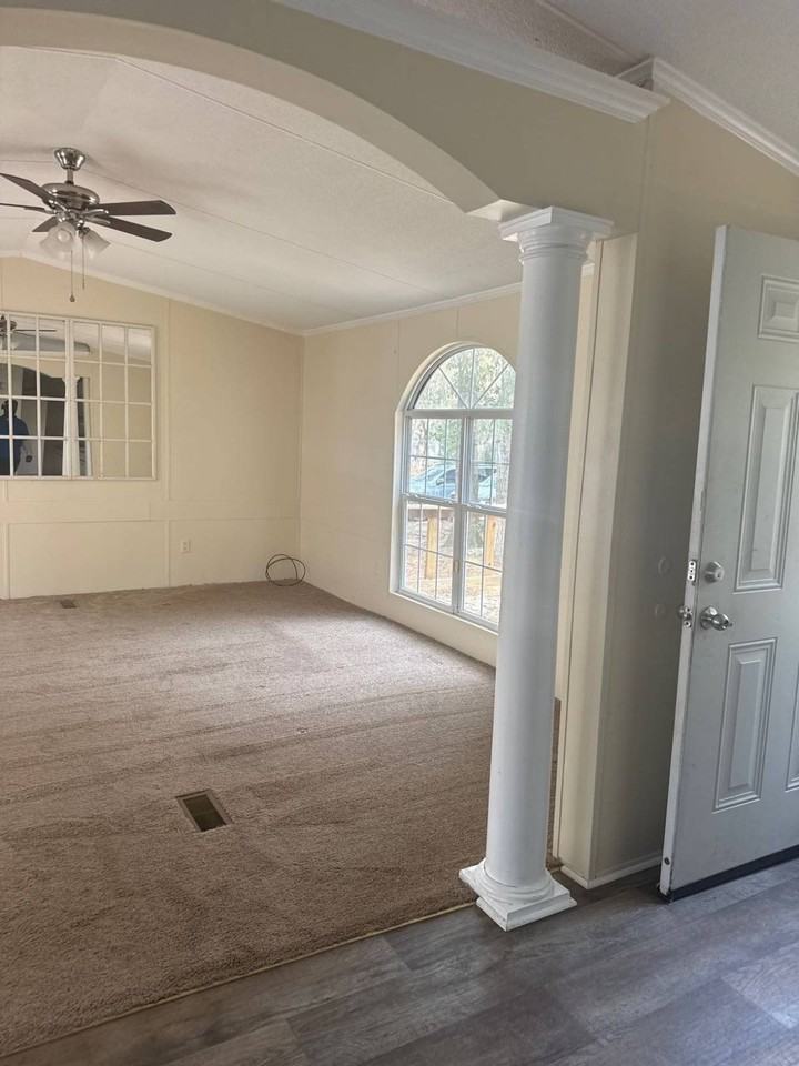 30 Westgate Cir - Photo 2 of 11