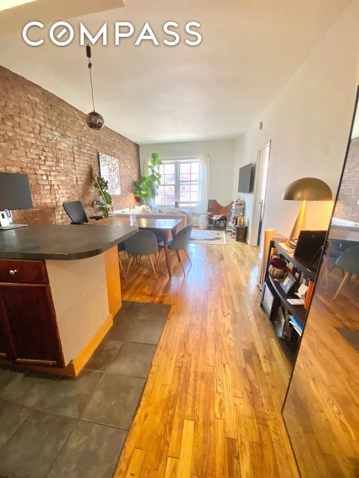 108 Perry St #3C - Photo 2 of 6