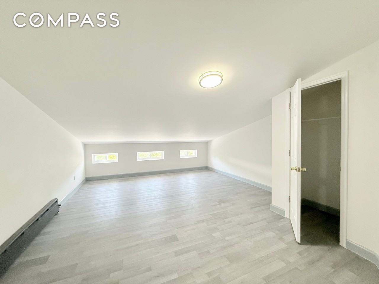 529A Quincy St #2 - Photo 4 of 4