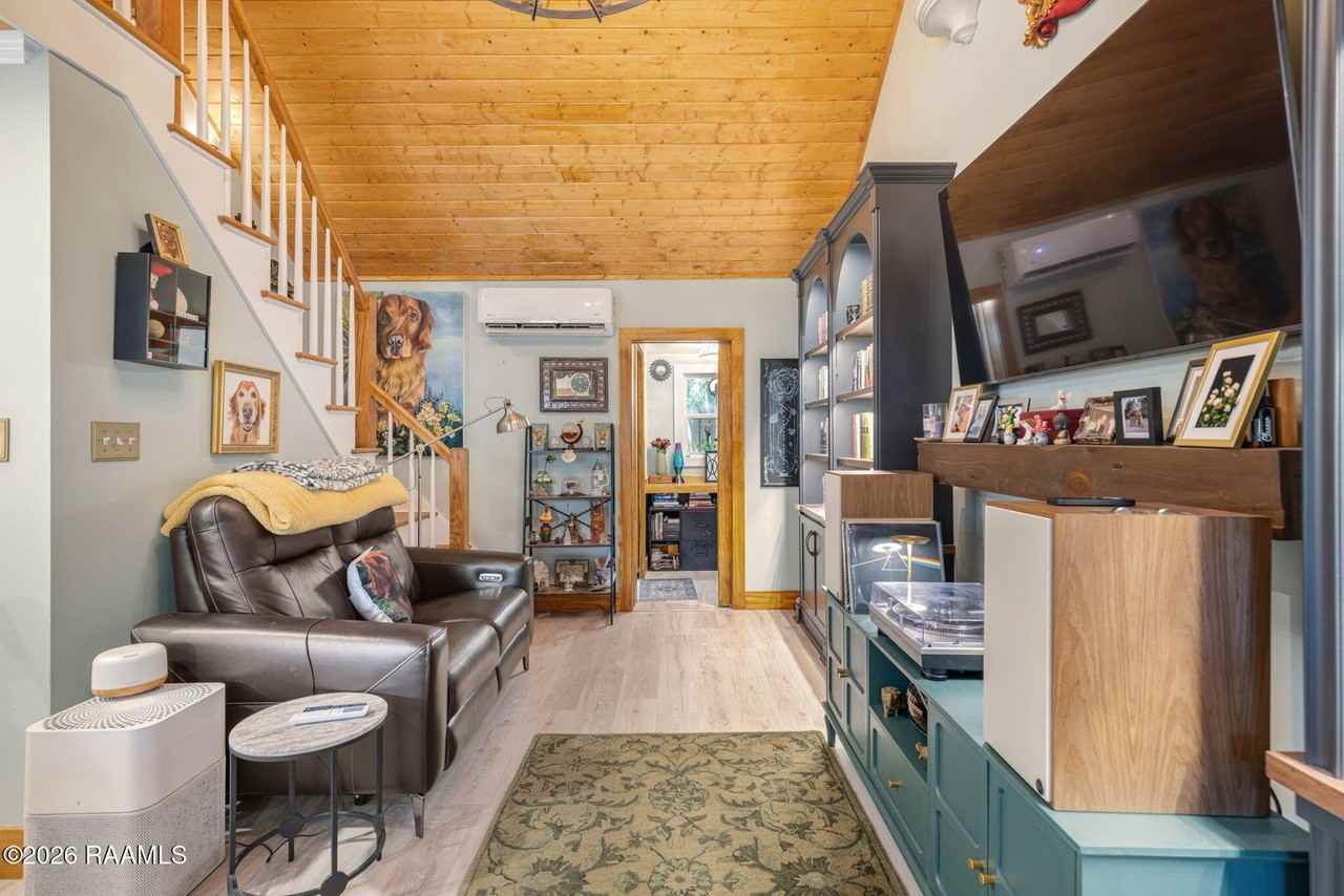 325 Alice Dr #B - Photo 6 of 20