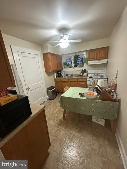 1320B Rowe St - Photo 6 of 11