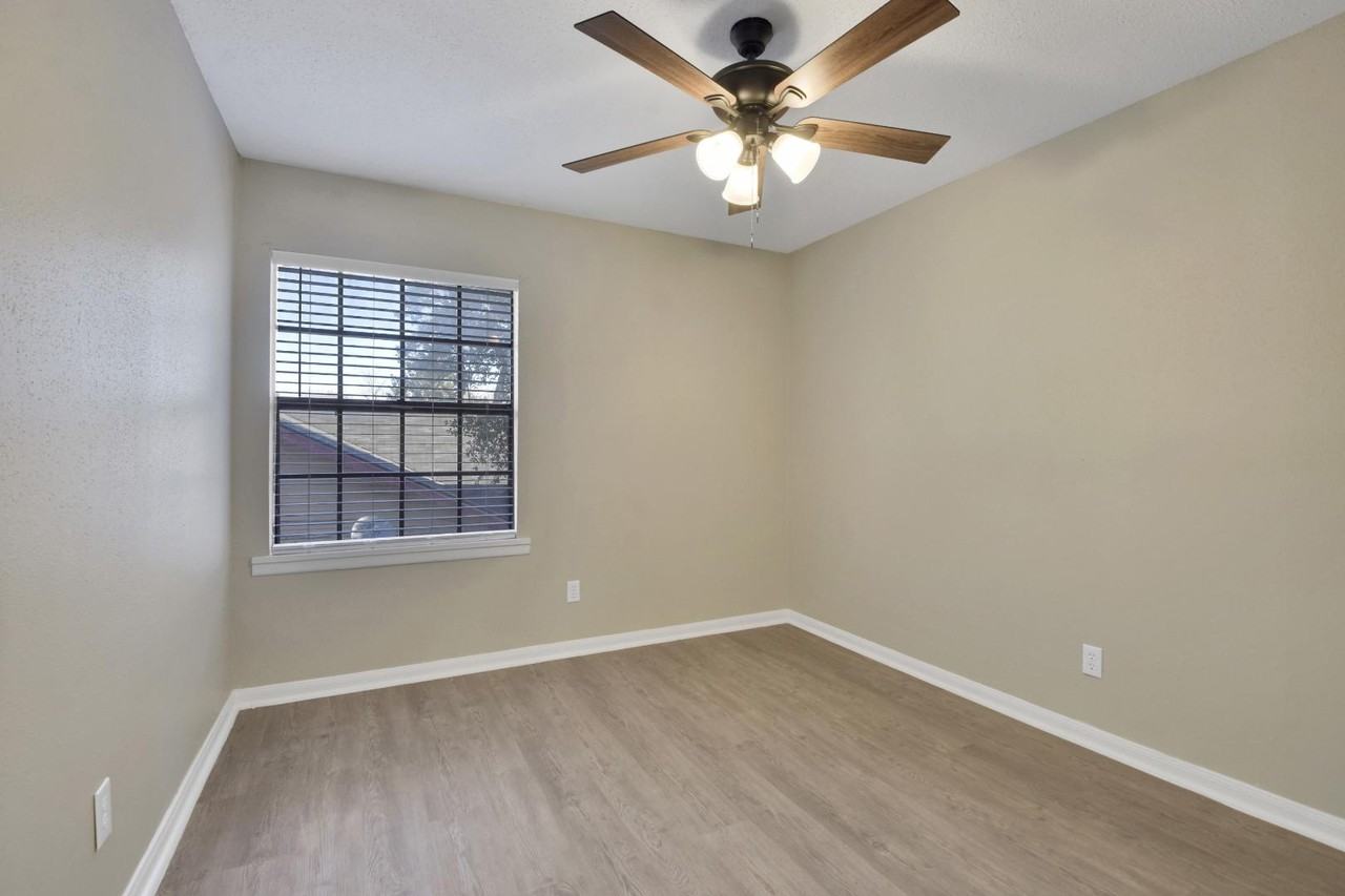 1300 Baker Avenue - Photo 6 of 10