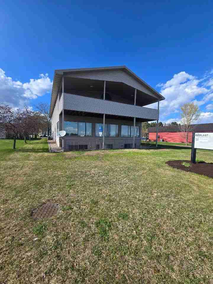 3315 Terrace Ct - Photo 3 of 4