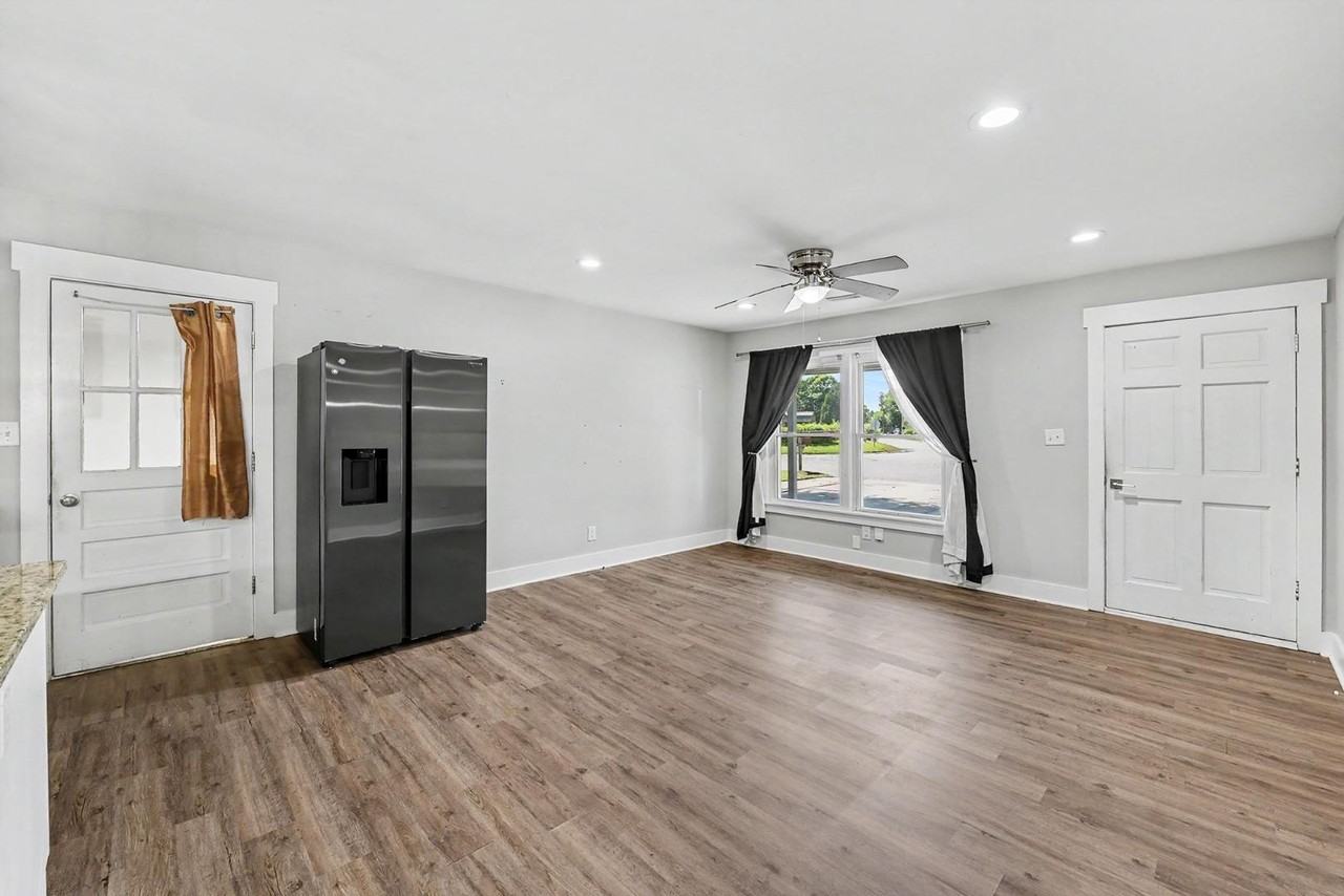 106 Rahway Rd - Photo 5 of 11