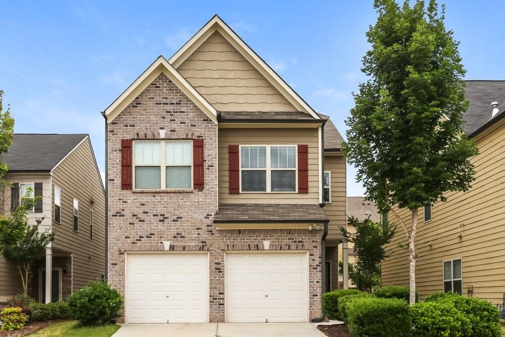 3924 Lake Manor Way