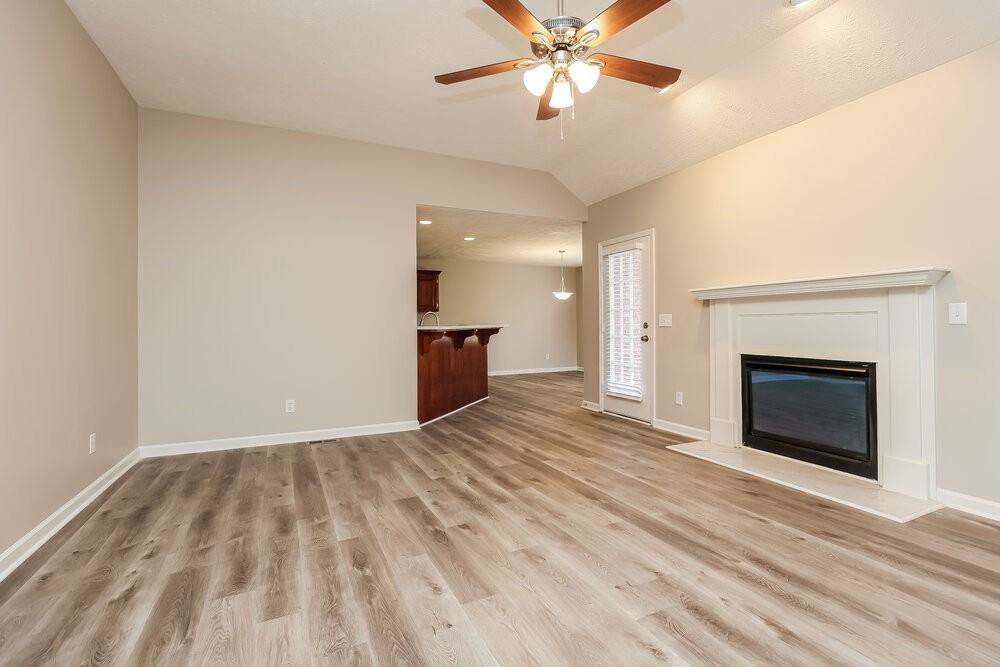 4116 Highlander Ct - Photo 5 of 17