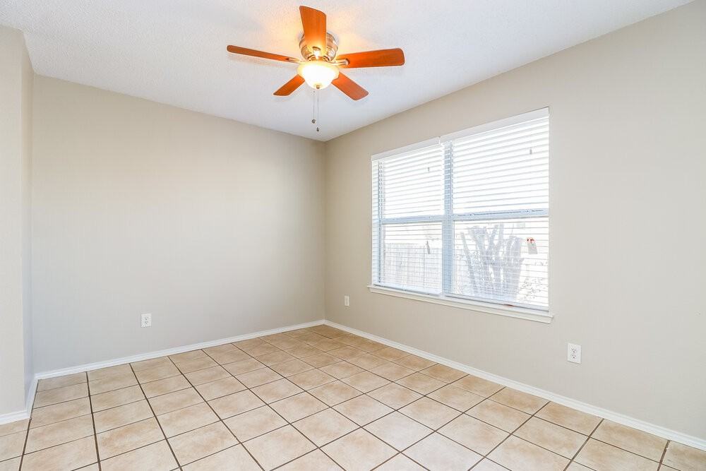 617 Saint Eric Dr - Photo 5 of 16