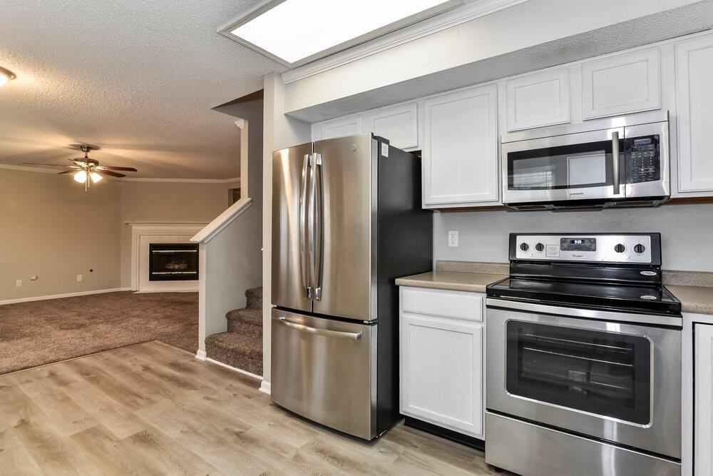 10867 Delphi Dr - Photo 6 of 17