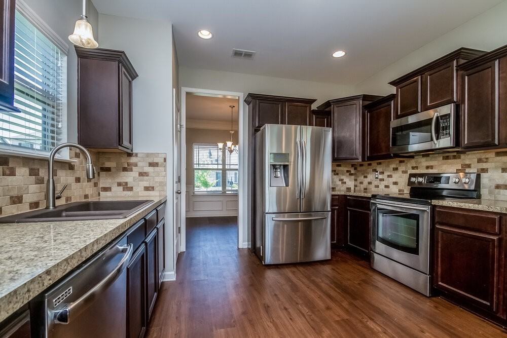 3405 Whimsical Dr - Photo 5 of 15