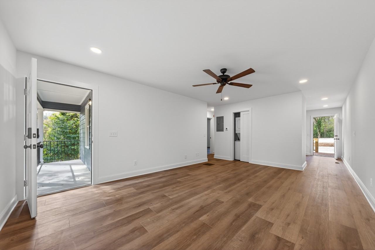483 Vine St #B - Photo 7 of 15