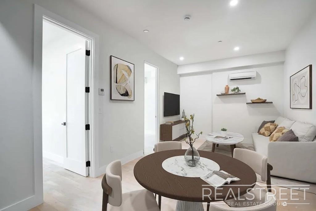 141 Meserole St #2A