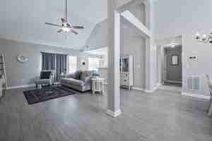 featured image of 11 Cobblestone Dr Nw