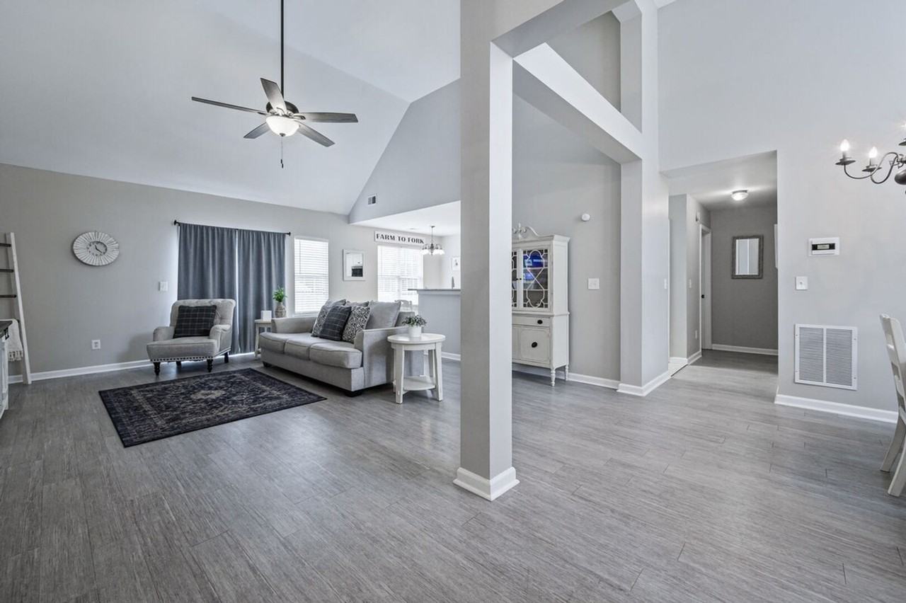 11 Cobblestone Dr Nw #1234799P - Photo 4 of 50