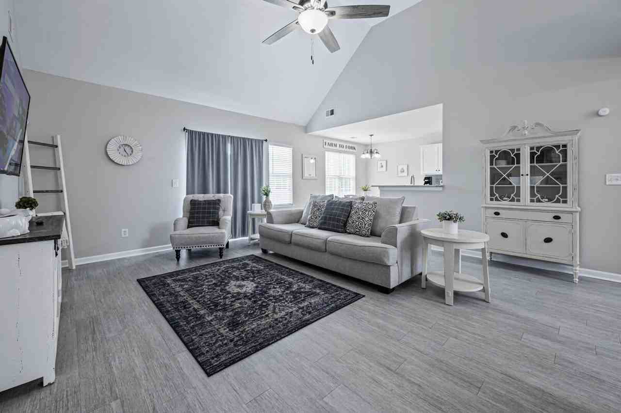 11 Cobblestone Dr Nw #1234799P - Photo 5 of 50