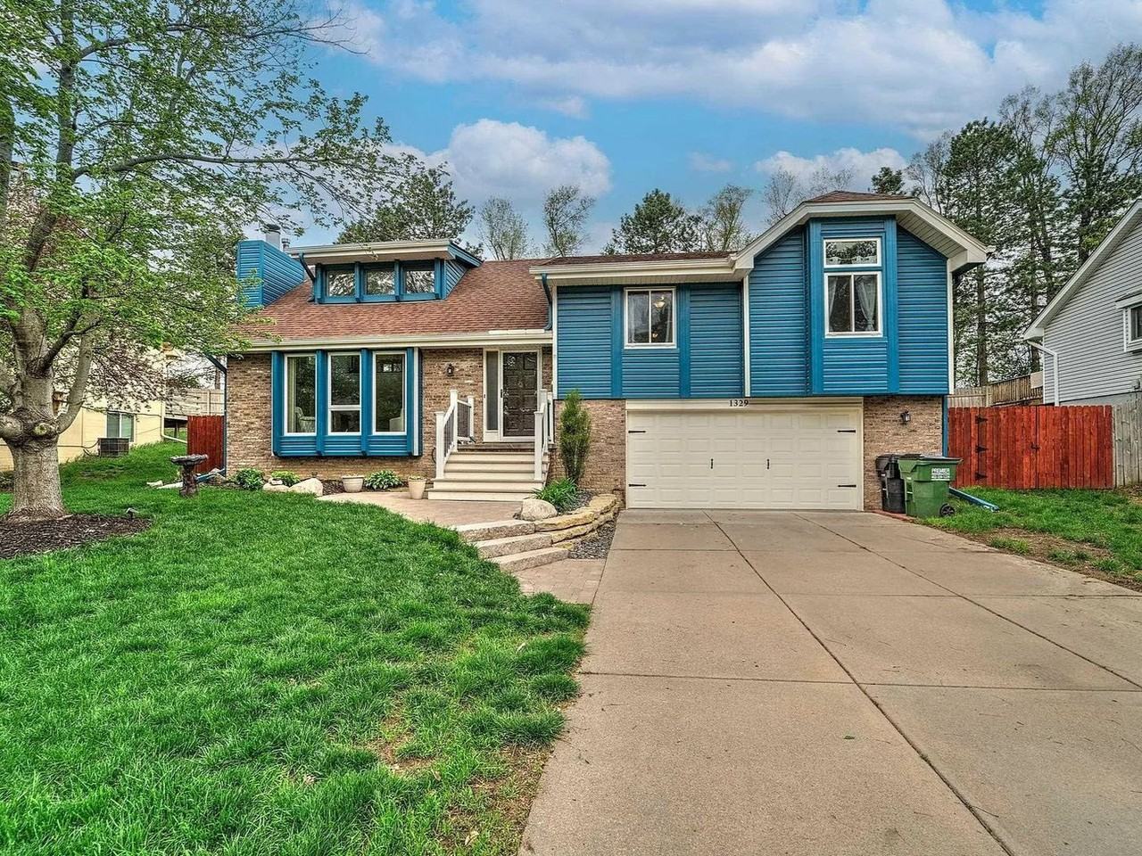 1329 Scott Rd - Photo 2 of 37