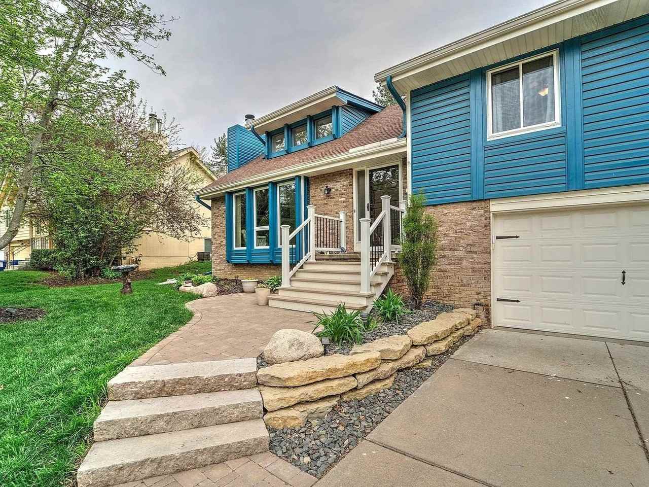 1329 Scott Rd - Photo 5 of 37