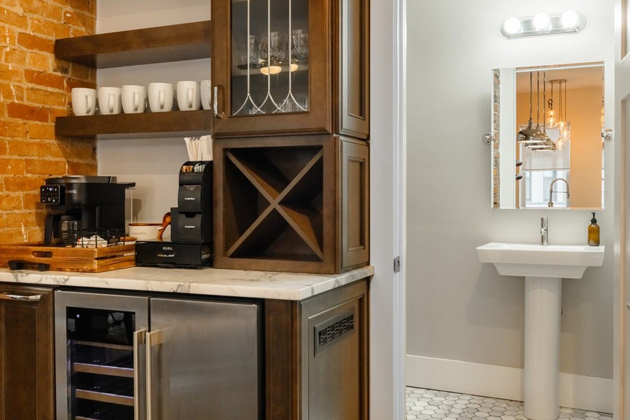 1421 Elm St #1056141P - Photo 4 of 50