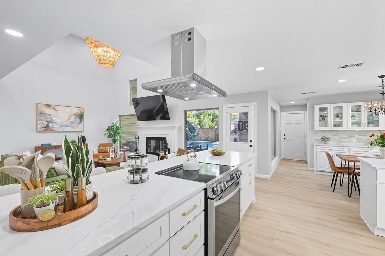 1443 Marlene Pl #1514819P - Photo 5 of 45