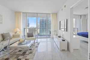 featured image of 485 Brickell Ave