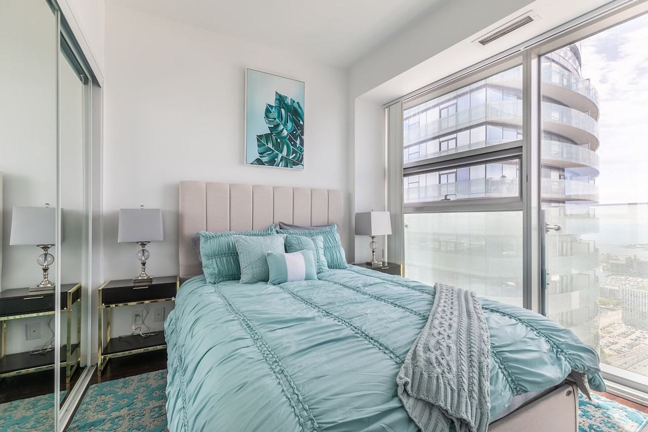 25 Grand Trunk Cres #1522285P - Photo 7 of 18