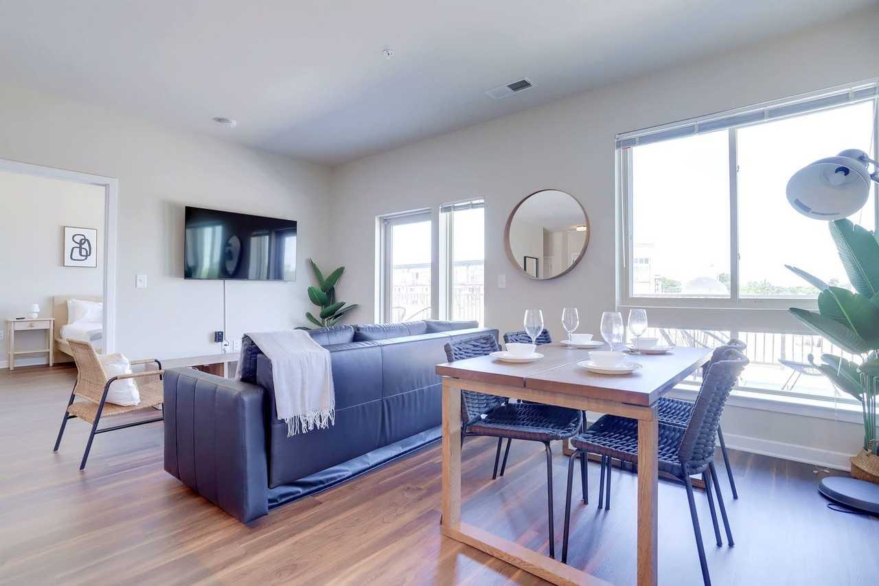 2803 Poag Street - Photo 5 of 34