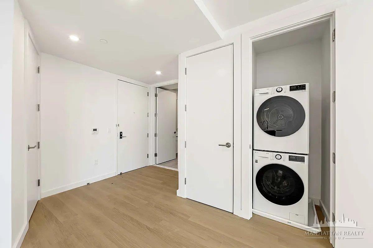 Bedford Ave #301C - Photo 5 of 10
