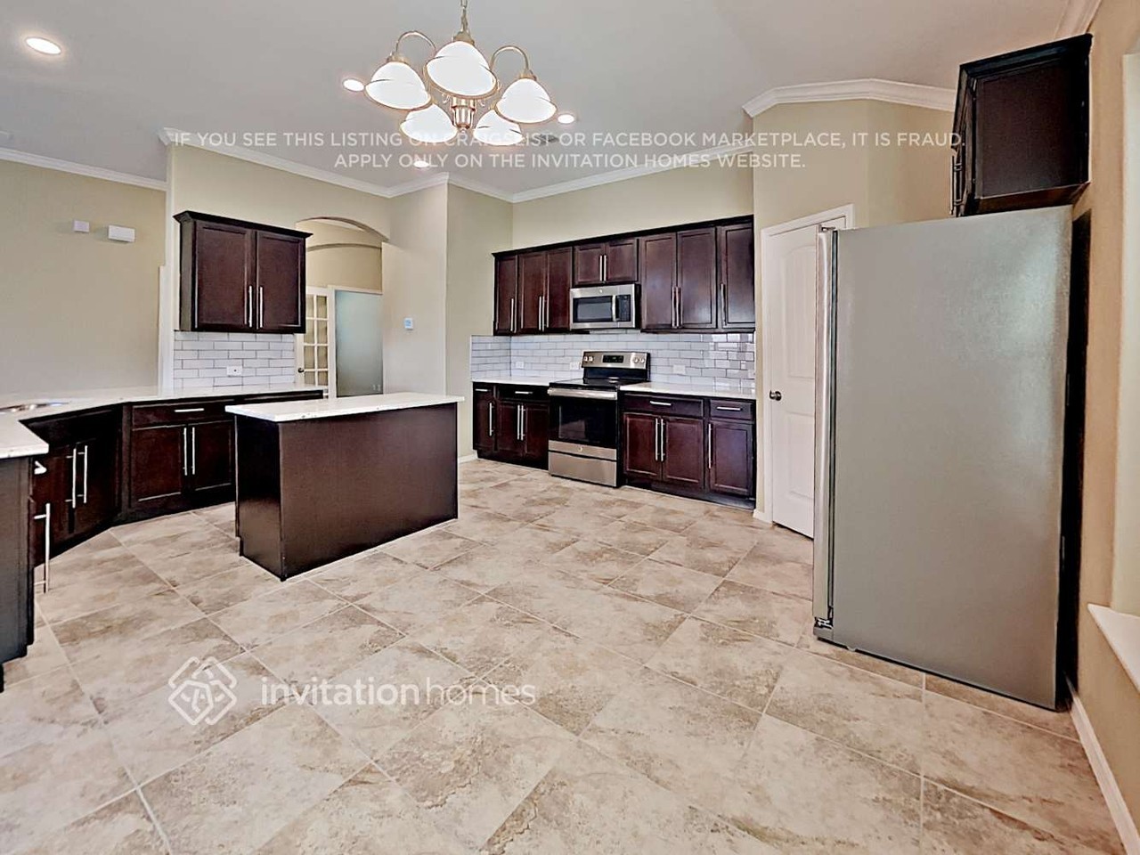 260 Oxford Dr - Photo 5 of 22