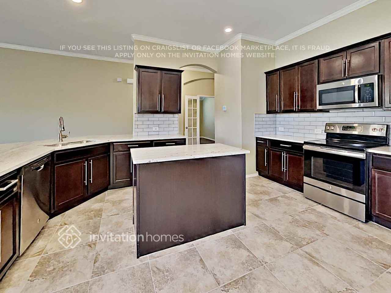 260 Oxford Dr - Photo 6 of 22