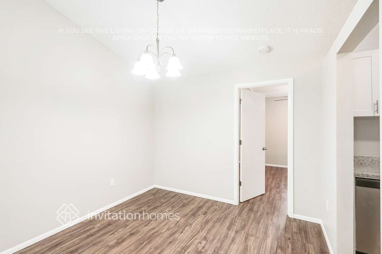7709 Arlight Dr - Photo 6 of 26