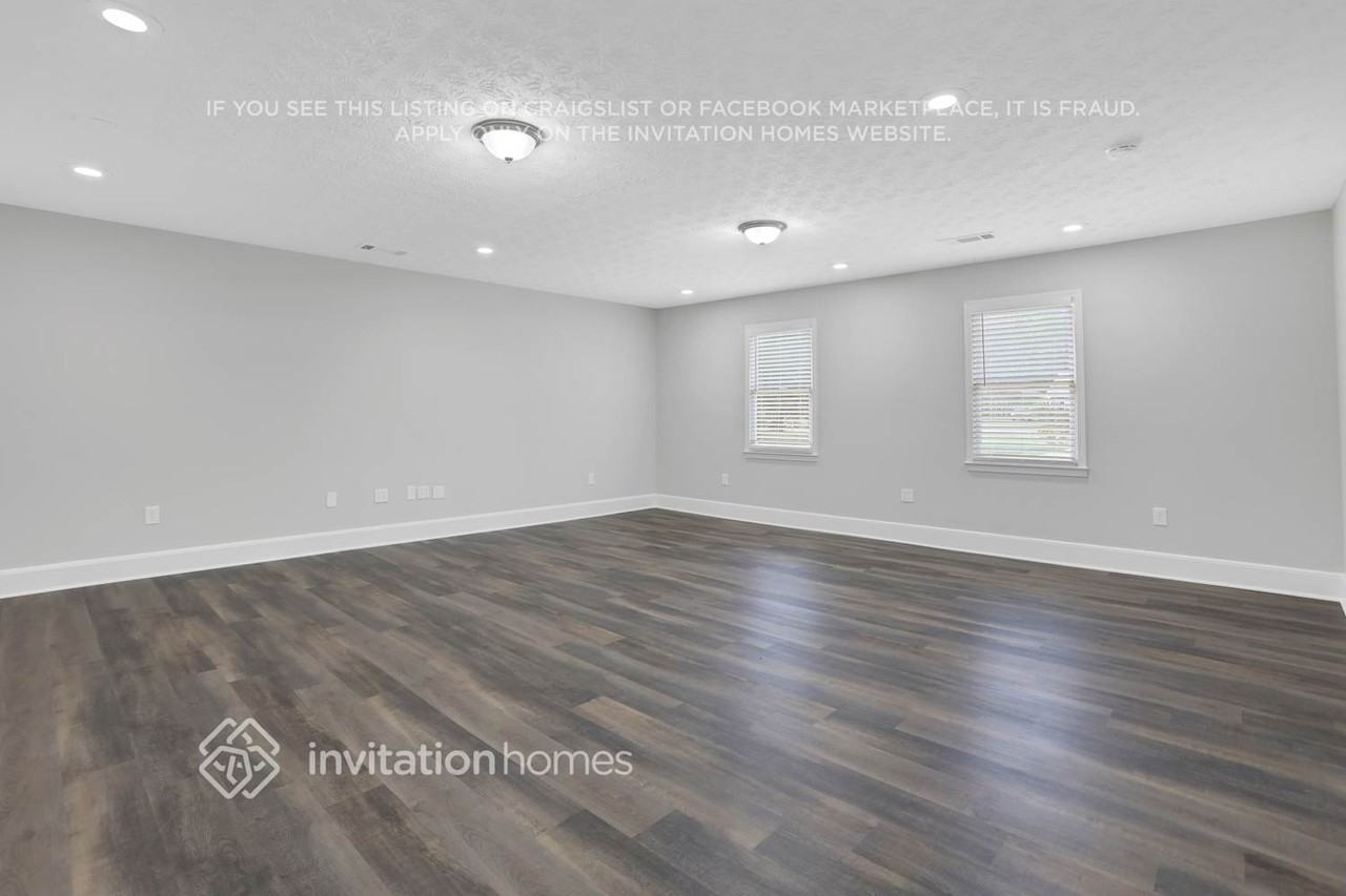 25 Holly Creek Dr - Photo 6 of 26