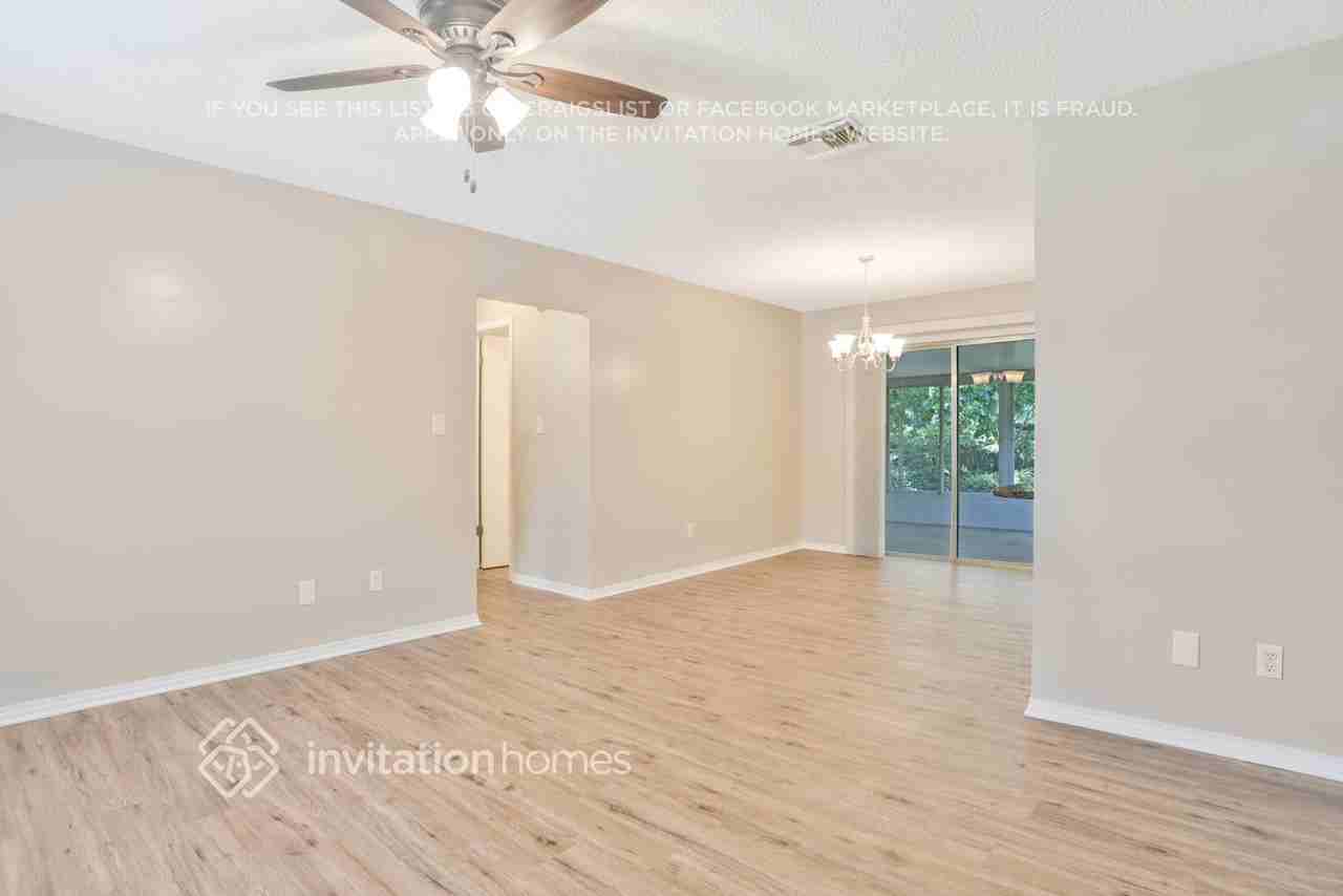 2313 Dunbury Ct - Photo 2 of 21