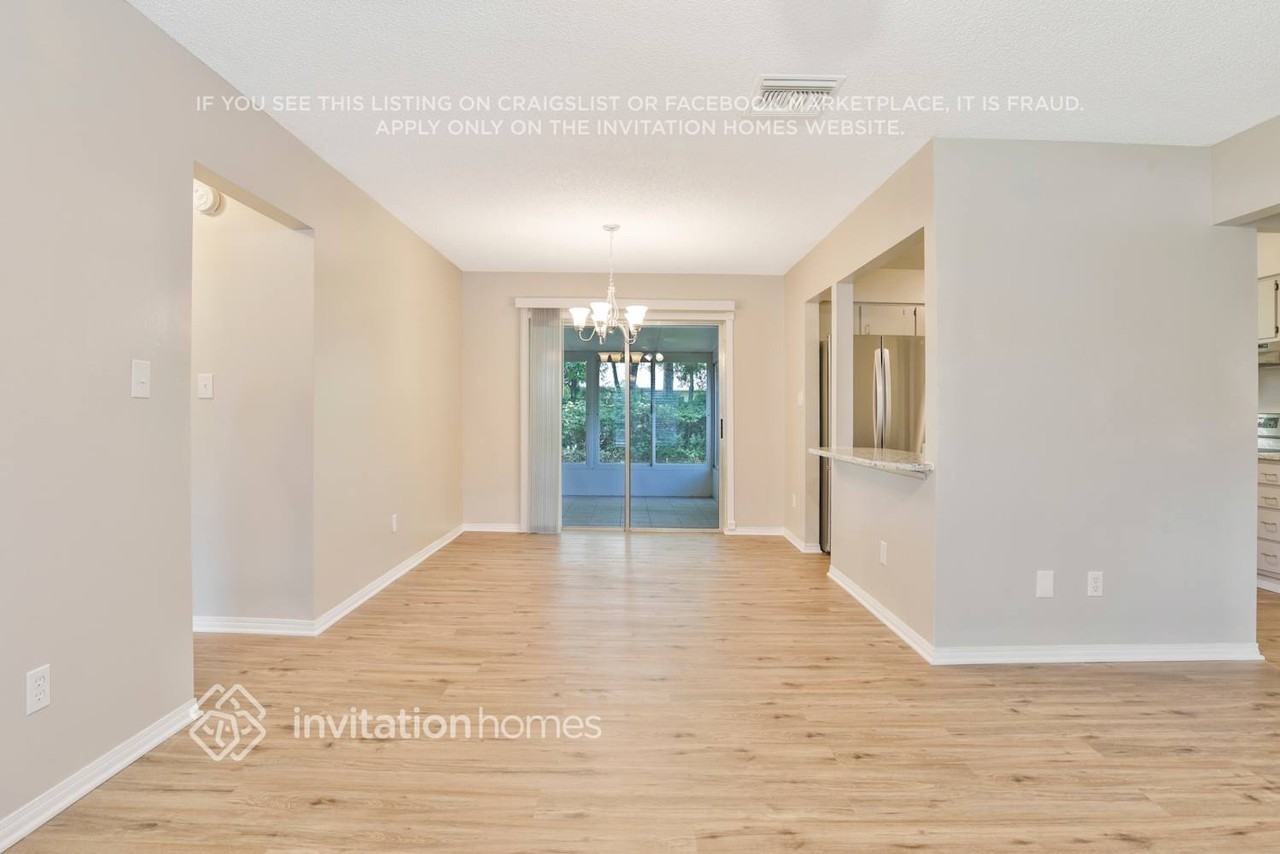 2313 Dunbury Ct - Photo 4 of 21