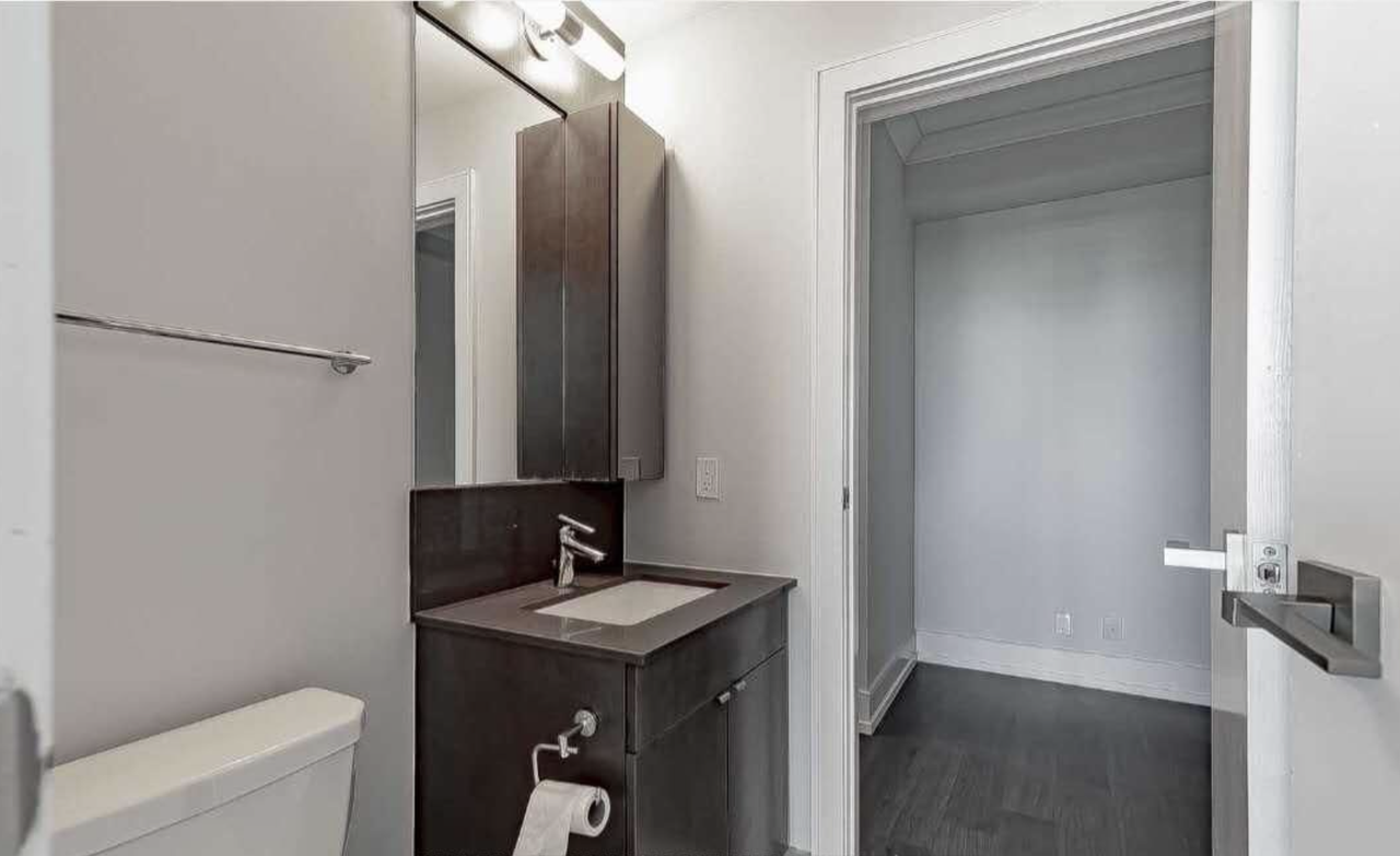 89 Dunfield Avenue #2204 - Photo 5 of 5