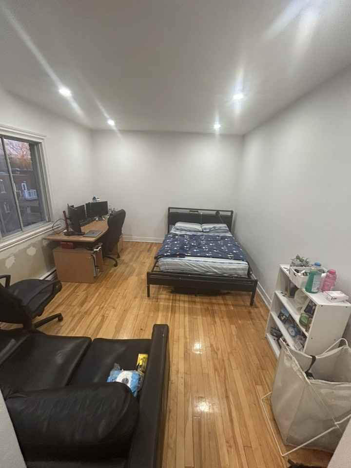 5100 Av de Courtrai - Photo 3 of 11