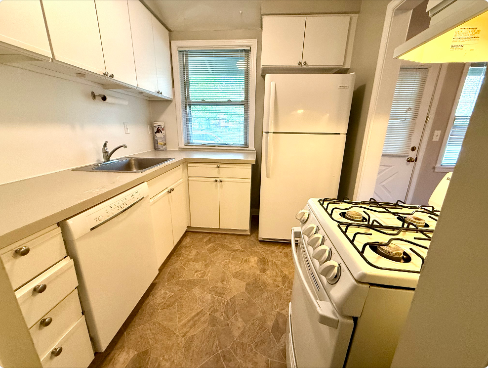 2824 Whitewood St - Photo 6 of 25