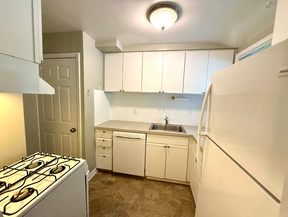 2824 Whitewood St - Photo 7 of 25