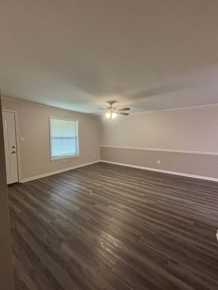 602 E South St #7 - Photo 3 of 8