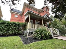 featured image of 324 Chapel St