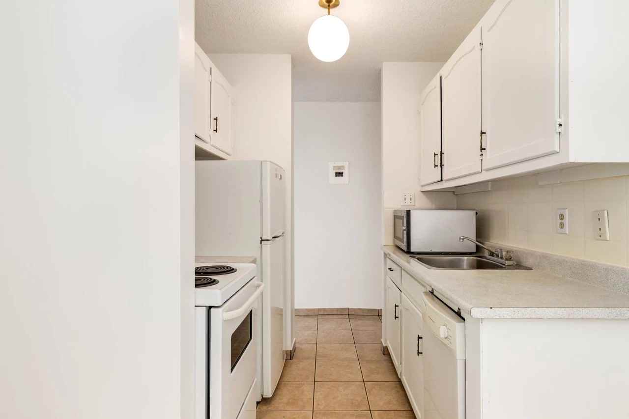 Sunalta Place - Photo 7 of 50