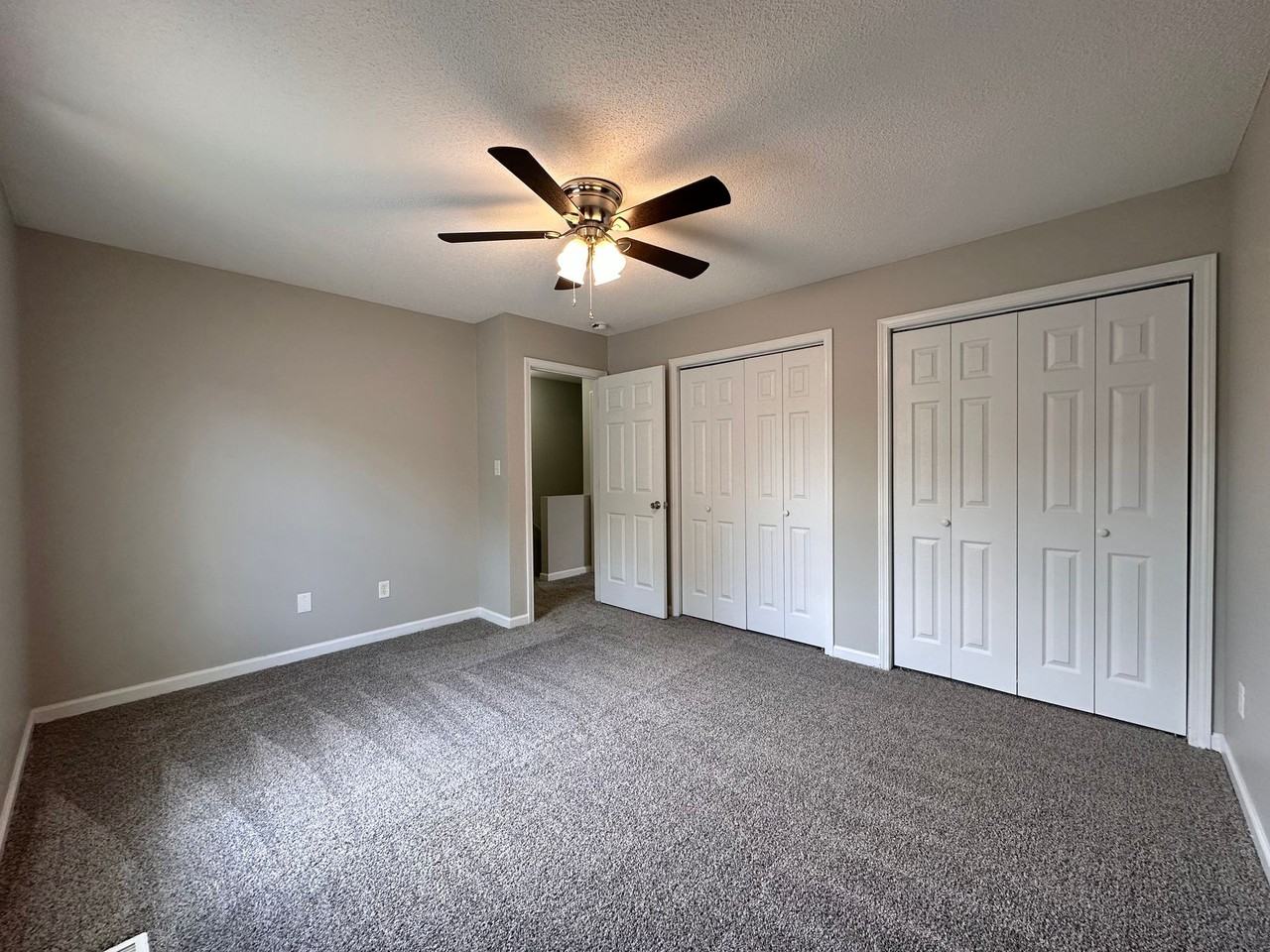 Rand 938 Townhomes - Photo 6 of 50
