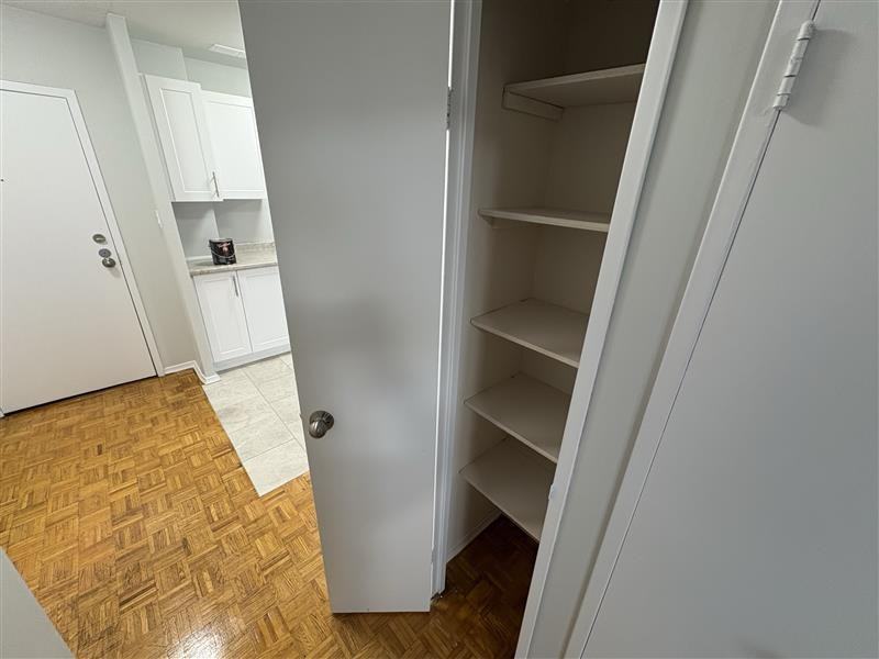 Regent Court Apartments - Photo 6 of 18