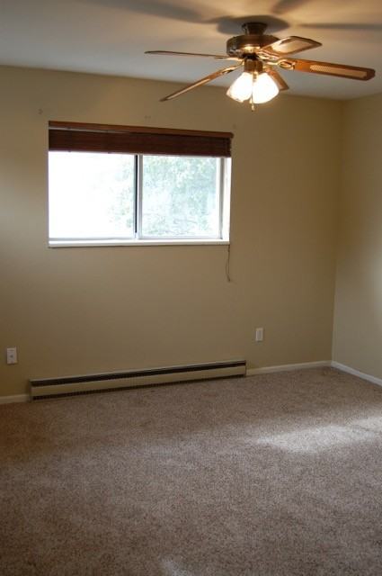 1724 Fremont Ct - Photo 7 of 18