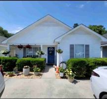 featured image of 1781 Wayland Park Dr